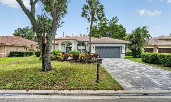6640 NW 41st Street, Coral Springs, FL 33067