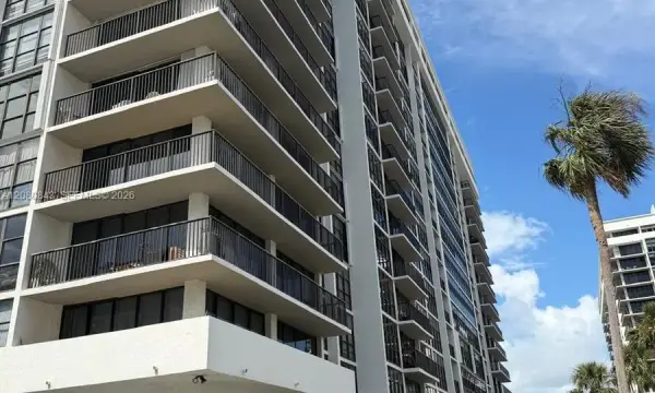 Address Withheld, Hallandale Beach, FL 33009