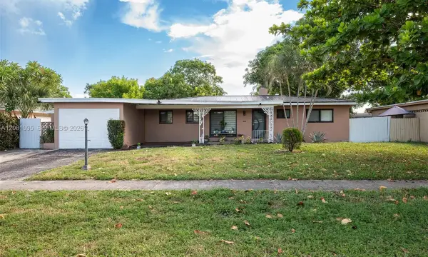 1024 Long Island Avenue, Fort Lauderdale, FL 33312