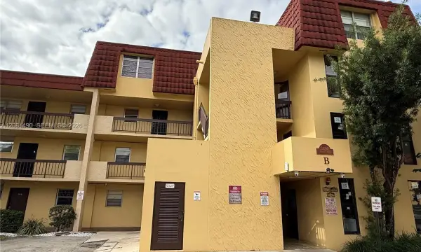 3490 Foxcroft Road B208, Miramar, FL 33025