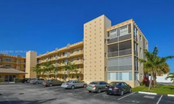 2145 Pierce Street 223, Hollywood, FL 33020