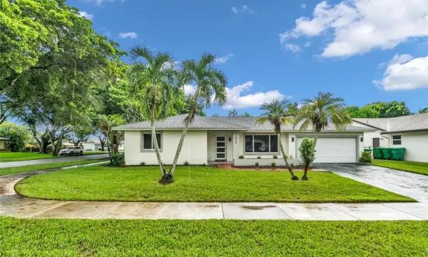 11804 SW 54th Street, Cooper City, FL 33330