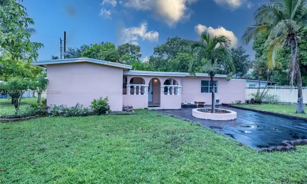 918 NW 13th Court, Fort Lauderdale, FL 33311