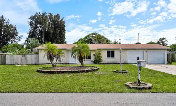 3180 Carol Avenue, Palm Springs, FL 33461