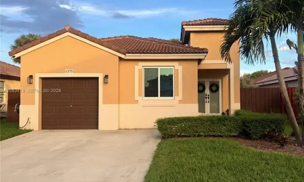 1375 SW 105th Avenue, Pembroke Pines, FL 33025