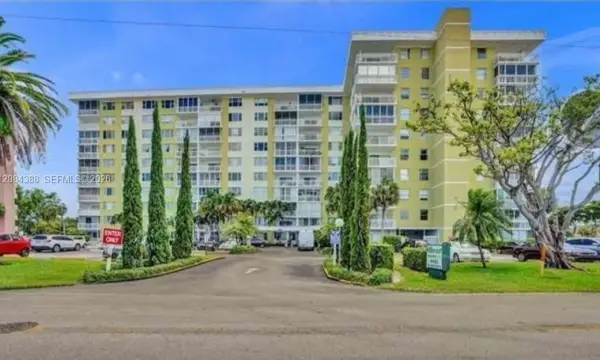 4400 Hillcrest Drive 300-b, Hollywood, FL 33021