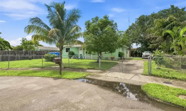 2622 NW 24th Court, Fort Lauderdale, FL 33311