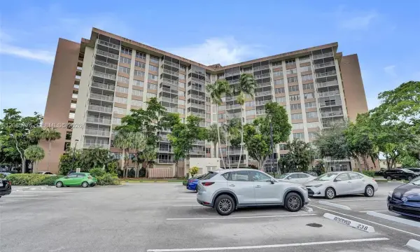 10777 W Sample Road 718, Coral Springs, FL 33065