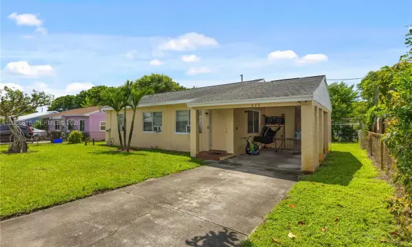 824 44th Street, West Palm Beach, FL 33407