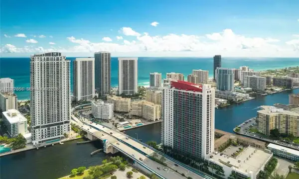 2602 E Hallandale Beach Boulevard R1108, Hallandale Beach, FL 33009