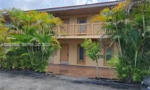 8704 NW 35th Street 105, Coral Springs, FL 33065