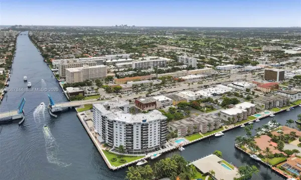 3111 NE 51st Street 305c, Fort Lauderdale, FL 33308