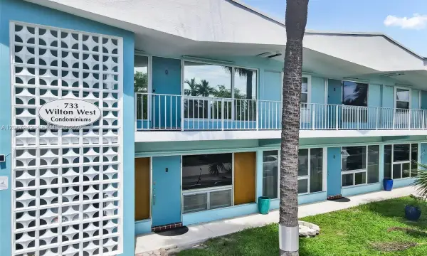 733 NW 30th Court 6, Wilton Manors, FL 33311