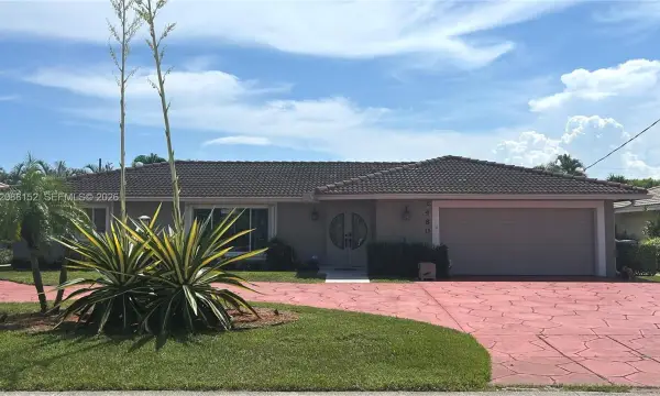 2480 NE 46th Street, Lighthouse Point, FL 33064