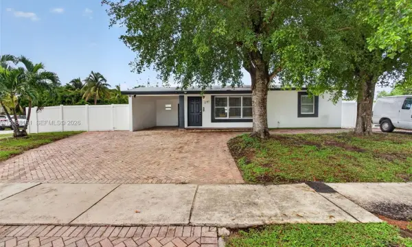 241 NE 45th Street, Deerfield Beach, FL 33064