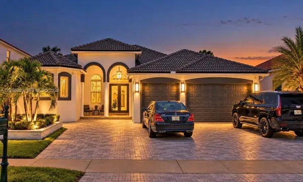 3062 SW 189th Avenue, Miramar, FL 33029