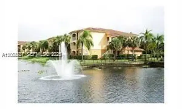 155 NW 96th Terrace 2-202, Pembroke Pines, FL 33024