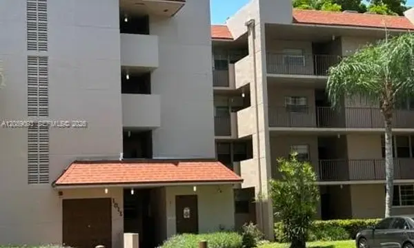 1811 Sabal Palm Drive 204, Davie, FL 33324