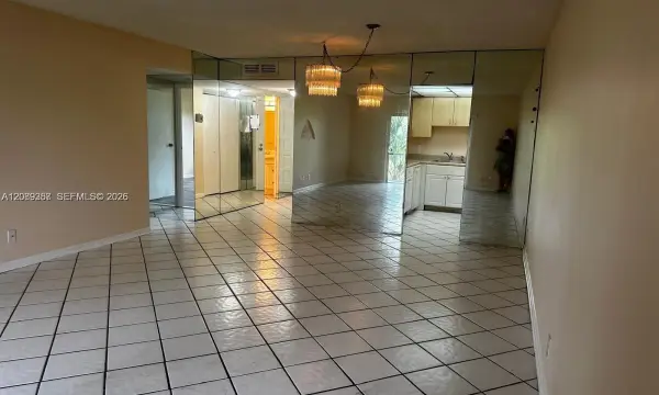 Address Withheld, Lauderhill, FL 33319