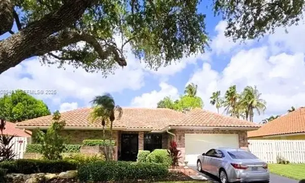 14481 Hickory Court, Davie, FL 33325