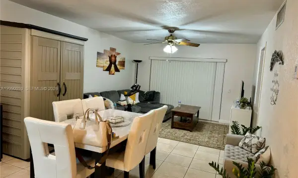 2491 SW 82nd Avenue 109, Davie, FL 33324