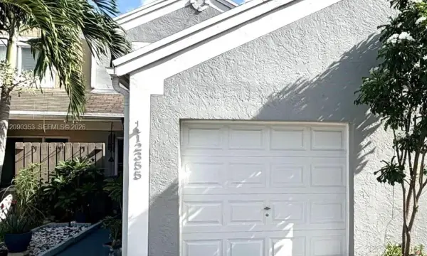 12355 NW 15th Street 12355, Pembroke Pines, FL 33026