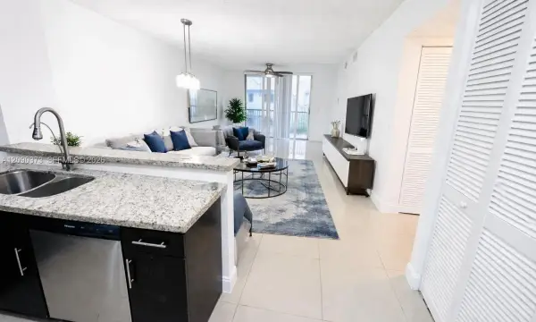 8730 N Sherman Circle 302, Miramar, FL 33025