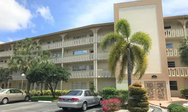 1902 Bermuda Circle D4, Coconut Creek, FL 33066