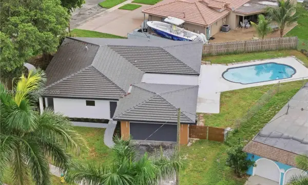 4280 NW 12th Street, Coconut Creek, FL 33066