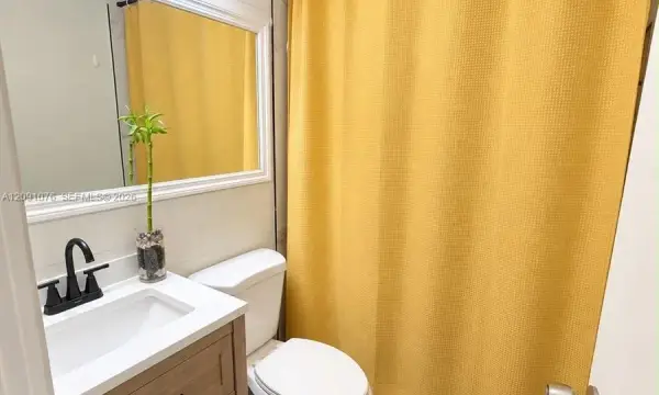 2331 Mckinley Street, Hollywood, FL 33020