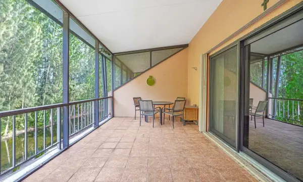 430 Commodore Drive 304, Plantation, FL 33325
