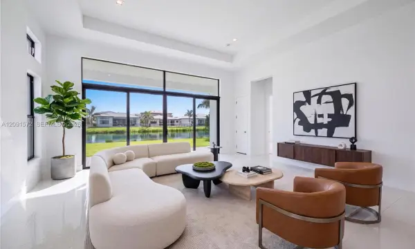 20342 Juniper Bay Avenue, Boca Raton, FL 33434