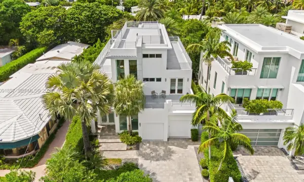 2317 N Atlantic Boulevard, Fort Lauderdale, FL 33305