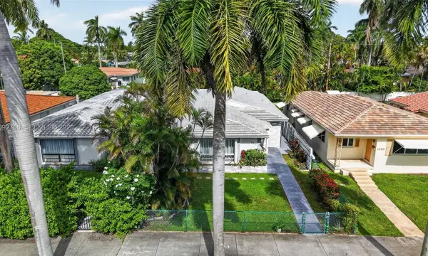 1427 Hollywood Boulevard, Hollywood, FL 33020