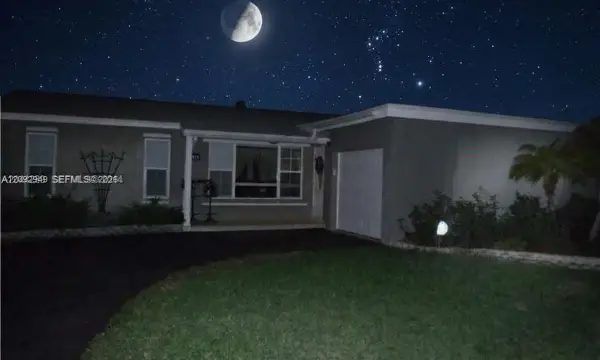 9470 NW 24th Street, Sunrise, FL 33322