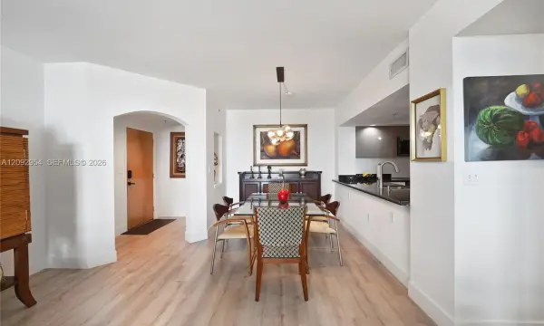 110 N Federal Highway 1404, Fort Lauderdale, FL 33301