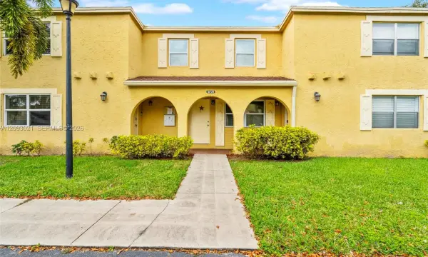 10729 La Placida Drive 3-4, Coral Springs, FL 33065