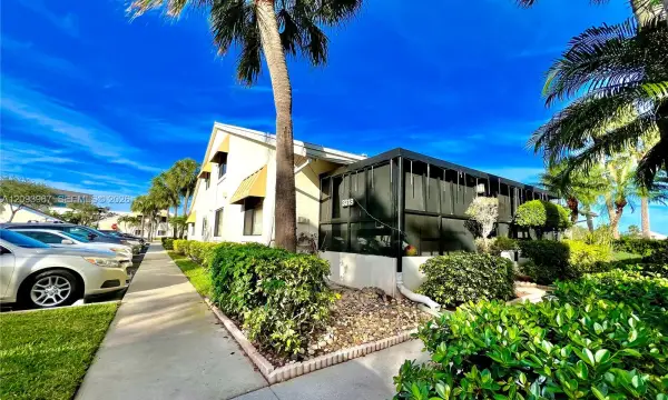 3318 NW 103rd Avenue, Sunrise, FL 33351