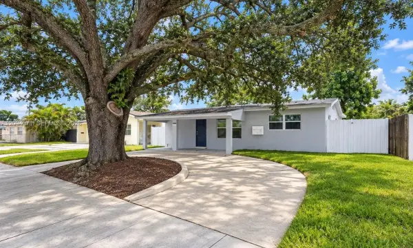 6831 Sheridan Street, Hollywood, FL 33024