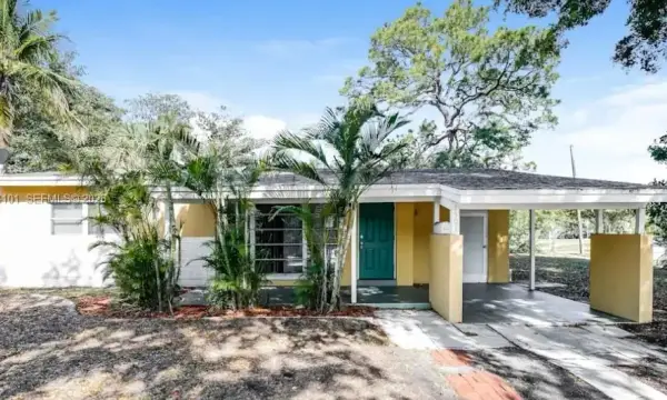 1501 SW 25th Avenue, Fort Lauderdale, FL 33312