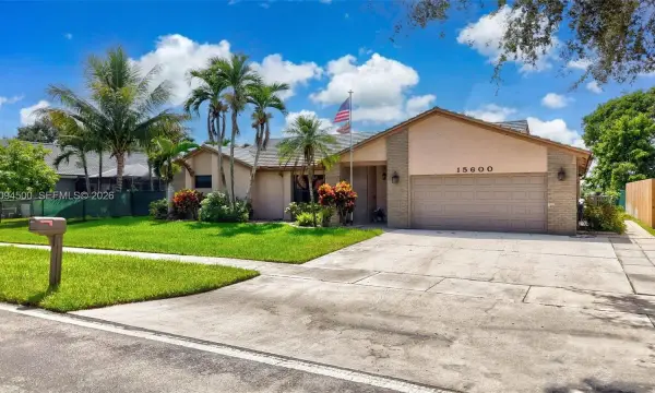 15600 Huntridge Road, Davie, FL 33331