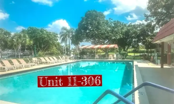 9410 N Hollybrook Lake Drive 306, Pembroke Pines, FL 33025