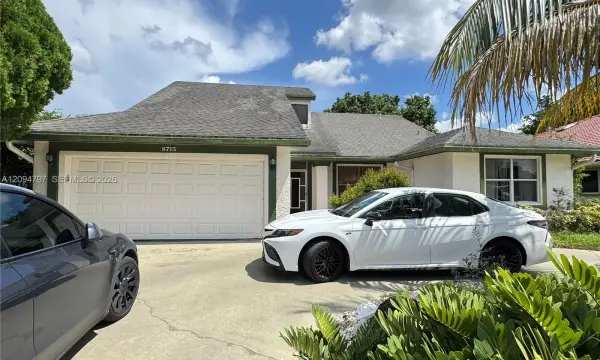 8715 NW 83rd Street, Tamarac, FL 33321