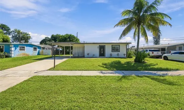 1944 Baythorne Road, West Palm Beach, FL 33415