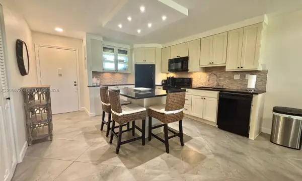 3920 Inverrary Boulevard 607c, Lauderhill, FL 33319