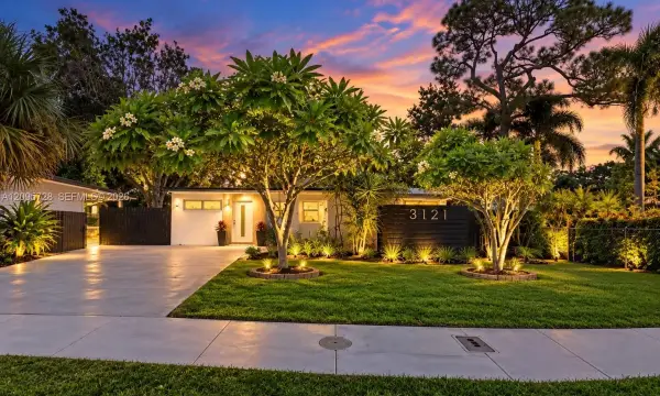 3121 SW 15th Court, Fort Lauderdale, FL 33312