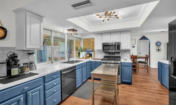 9261 NW 24th Place, Sunrise, FL 33322