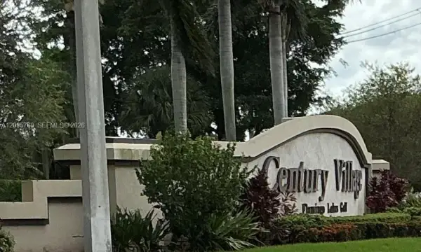 251 SW 134th Way 309m, Pembroke Pines, FL 33027