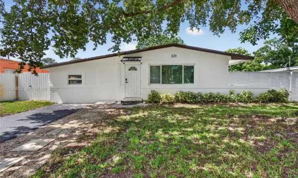 320 N 70th Terrace, Hollywood, FL 33024