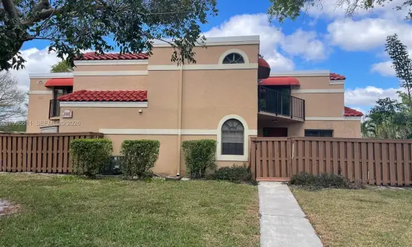 8068 Severn Drive B, Boca Raton, FL 33433